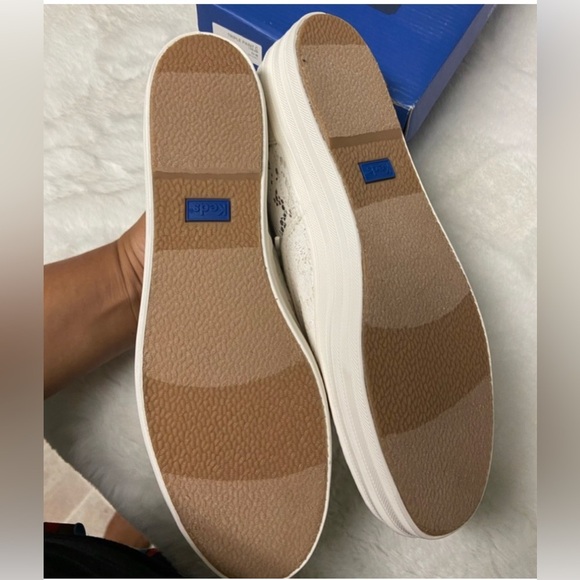 NWT Keds Triple Cream Painted Crochet Platform Sneakers Size 11 M - Picture 15 of 16